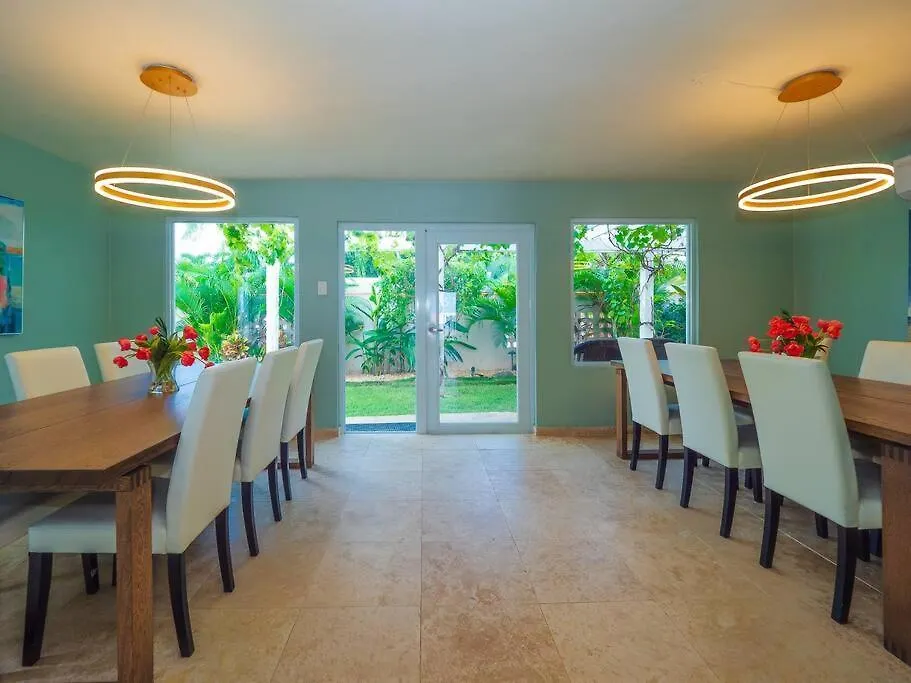 Casa Del Mar - Large Ocean Front Home On Sandy Beach With Pool Loiza 0*,  Пуэрто-Рико