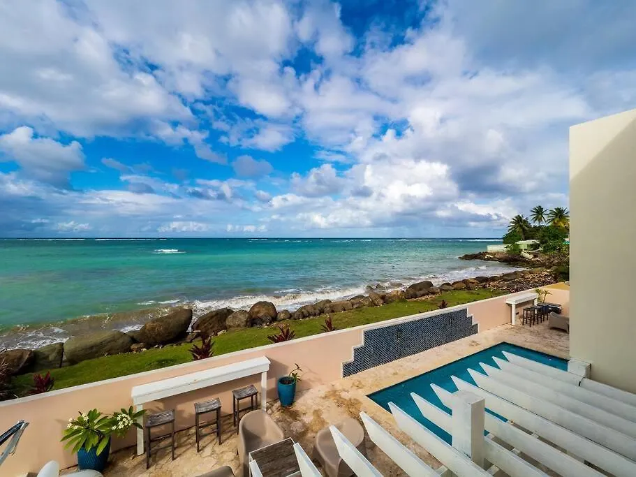 Вилла Casa Del Mar - Large Ocean Front Home On Sandy Beach With Pool Loiza